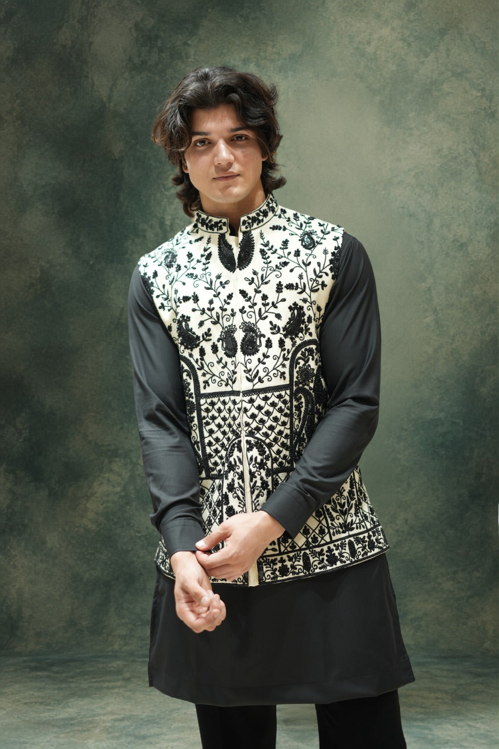 Classic Noir Indo-Western Set