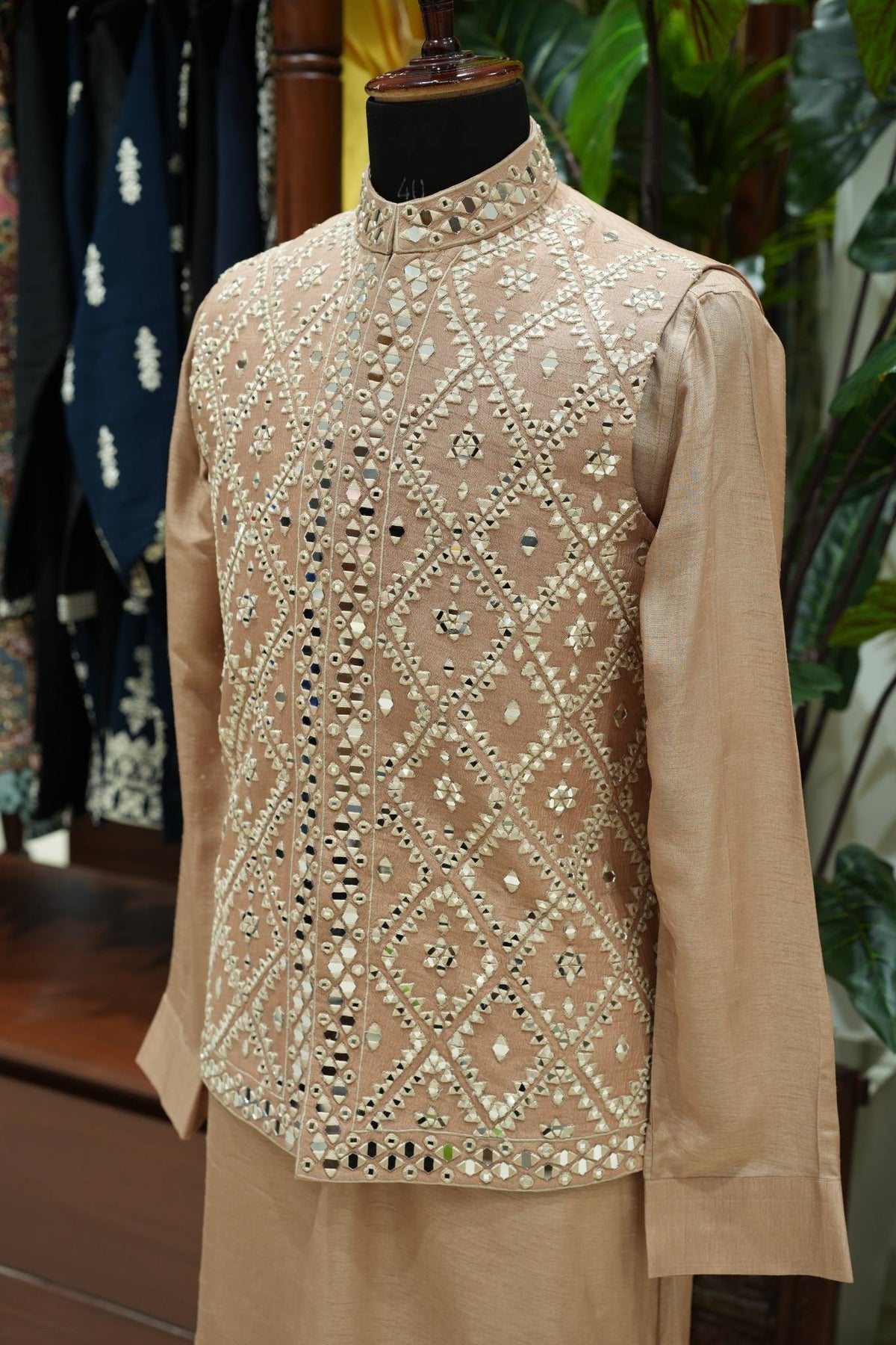 Noor-e-Zari Indo-Western